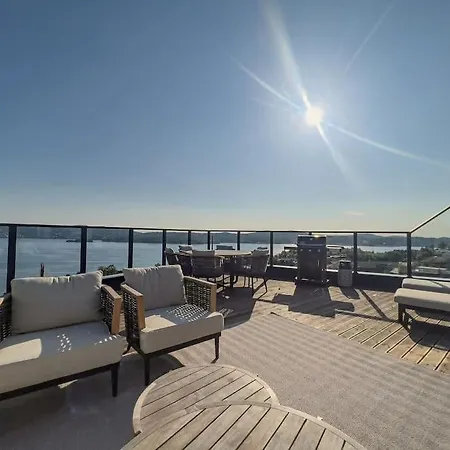 Sjoutsikt, Jacuzzi Og Solfylt Μπέργκεν