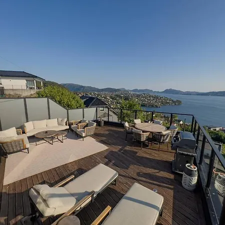 Sjoutsikt, Jacuzzi Og Solfylt Appartement Bergen