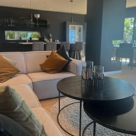 Sjoutsikt, Jacuzzi Og Solfylt Apartman Bergen