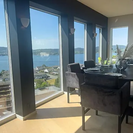 Sjoutsikt, Jacuzzi Og Solfylt * ברגן