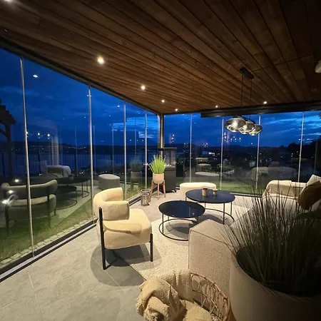 דירה Sjoutsikt, Jacuzzi Og Solfylt ברגן